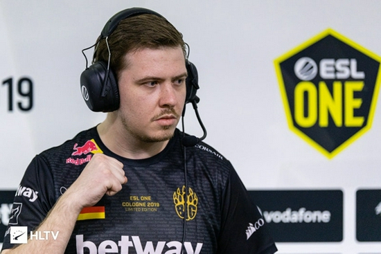 无畏契约赛事奖金榜揭秘 EDG选手表现卓越